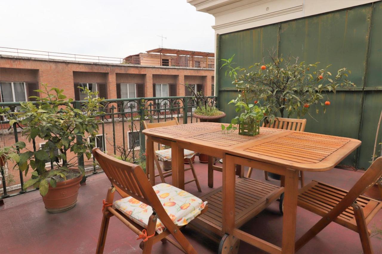 Trevi Grand Blu Suite B&B Roma Exterior foto
